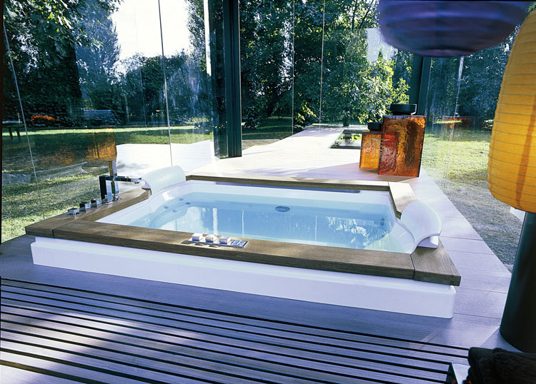 Хидромасажна вана Aura Plus Base - Jacuzzi 1